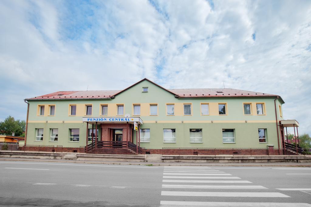 Penzión Centrál Zólyom Kültér fotó